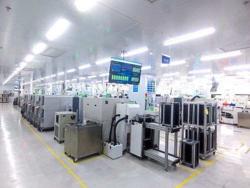工廠原來這么酷丨揭秘智能座艙、無塵智造與智能設備的革新之路